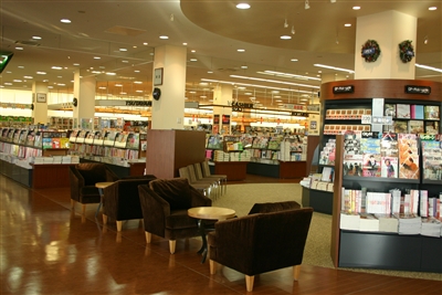 TSUTAYAWAY�K�[�f���p�[�N�a�̎R